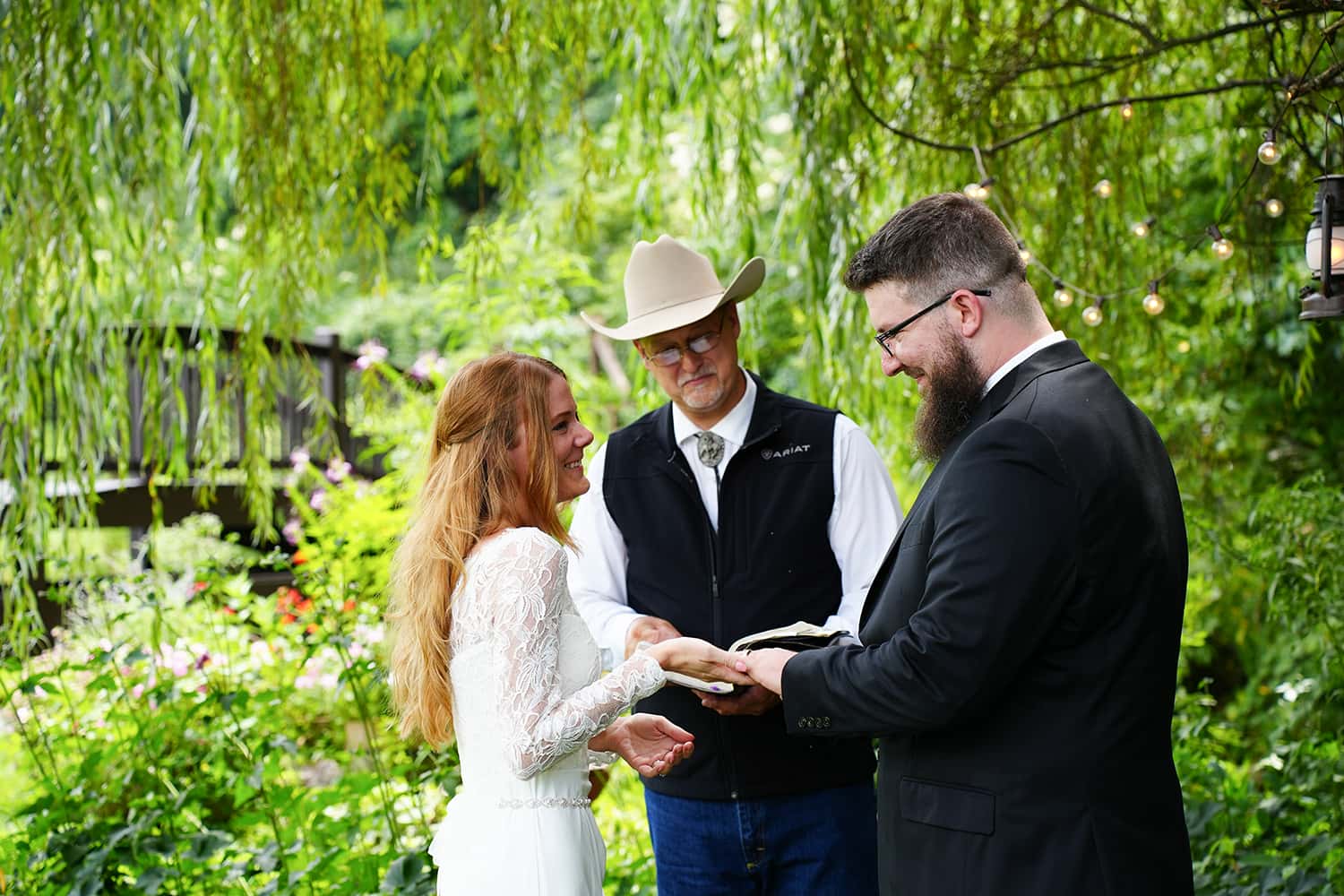 willow-tree-elopement-wedding-22
