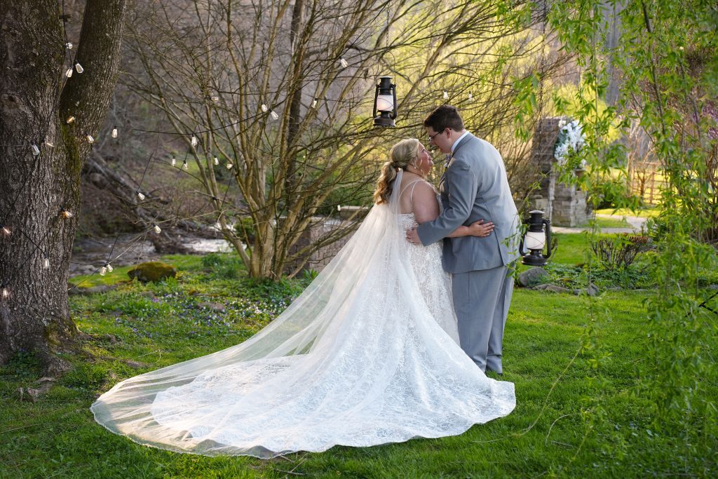 Spring Weddings in the Smokies