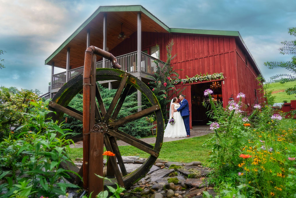 How to Book Your Honeysuckle Hills Wedding